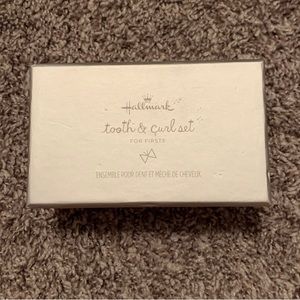 Hallmark Tooth and Curl Set